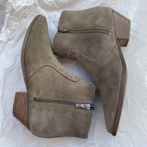 Marc Fisher Suede Leather ankle bootie 10 Pointy Toe Western Gray Green Moss Zip - Picture 2 of 12